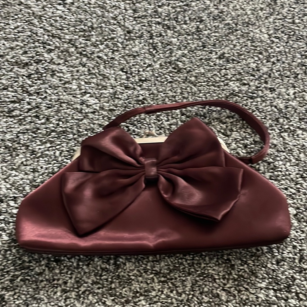 Brown bow special occasion clutch